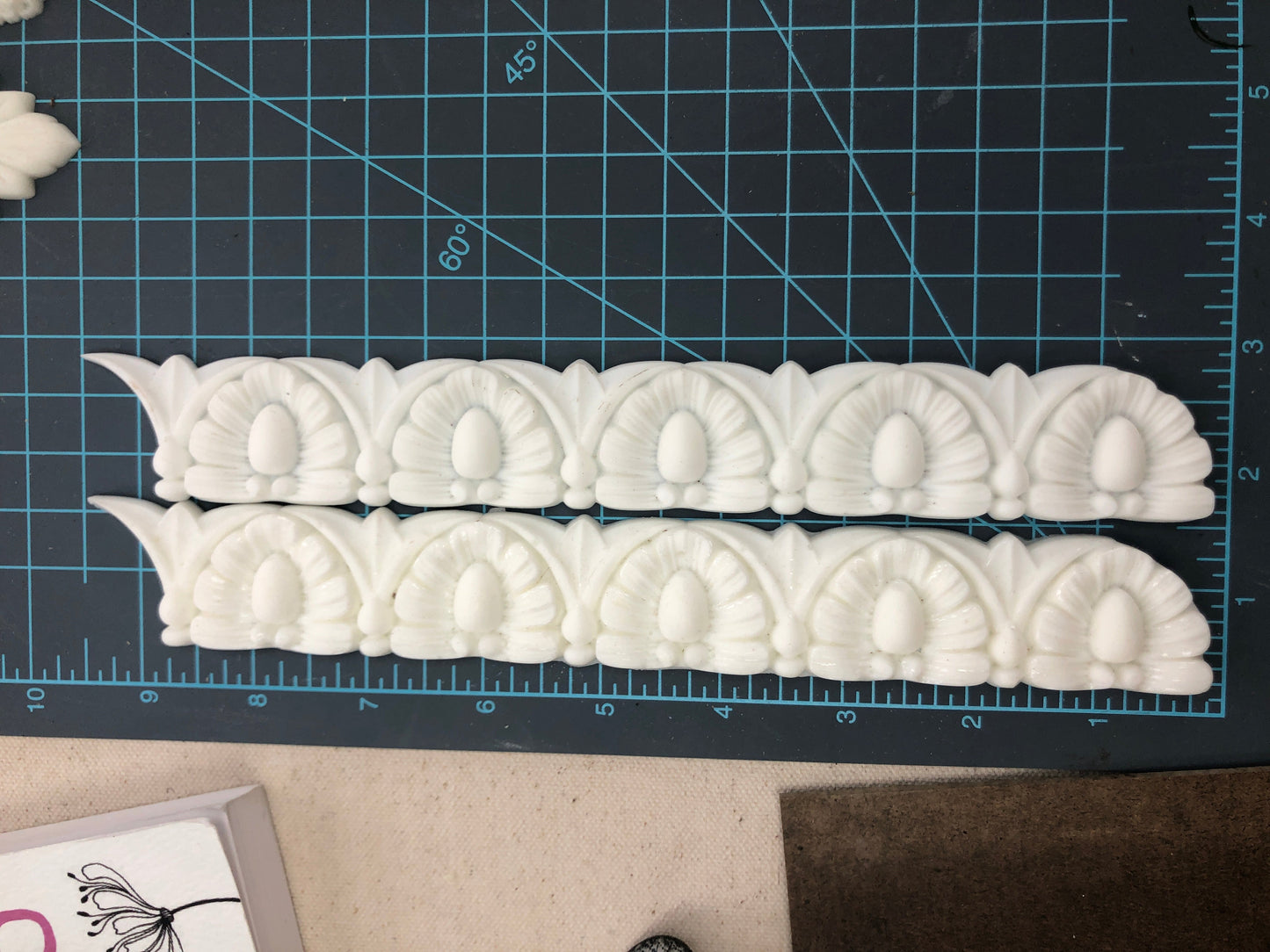 Pre-Cast Mould, Resin, Two Pieces Boarders from Trimmings 3, IOD, Moulds