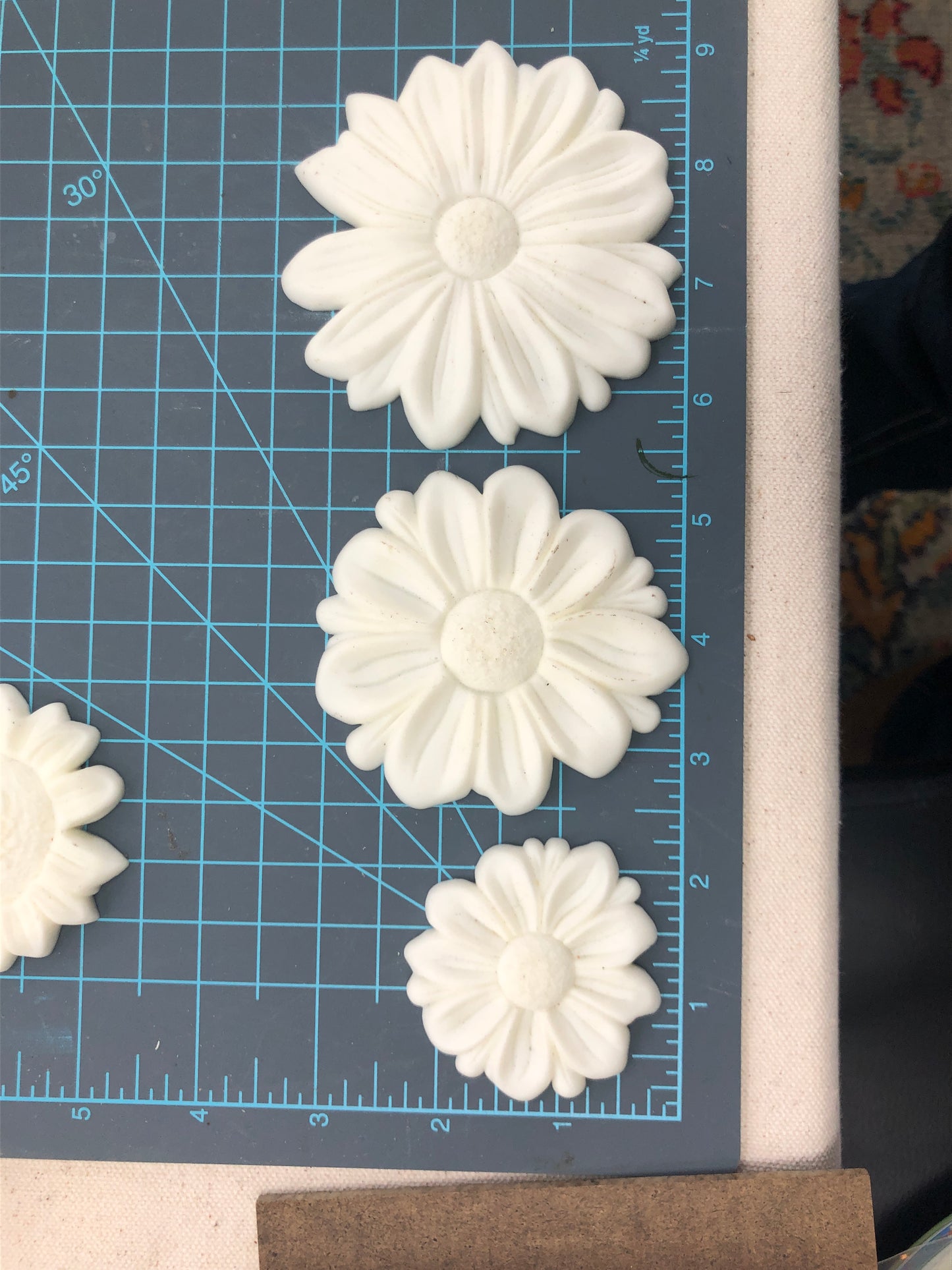 LOT of 9, Pre-Cast Mould, Resin, Flowers, Florals
