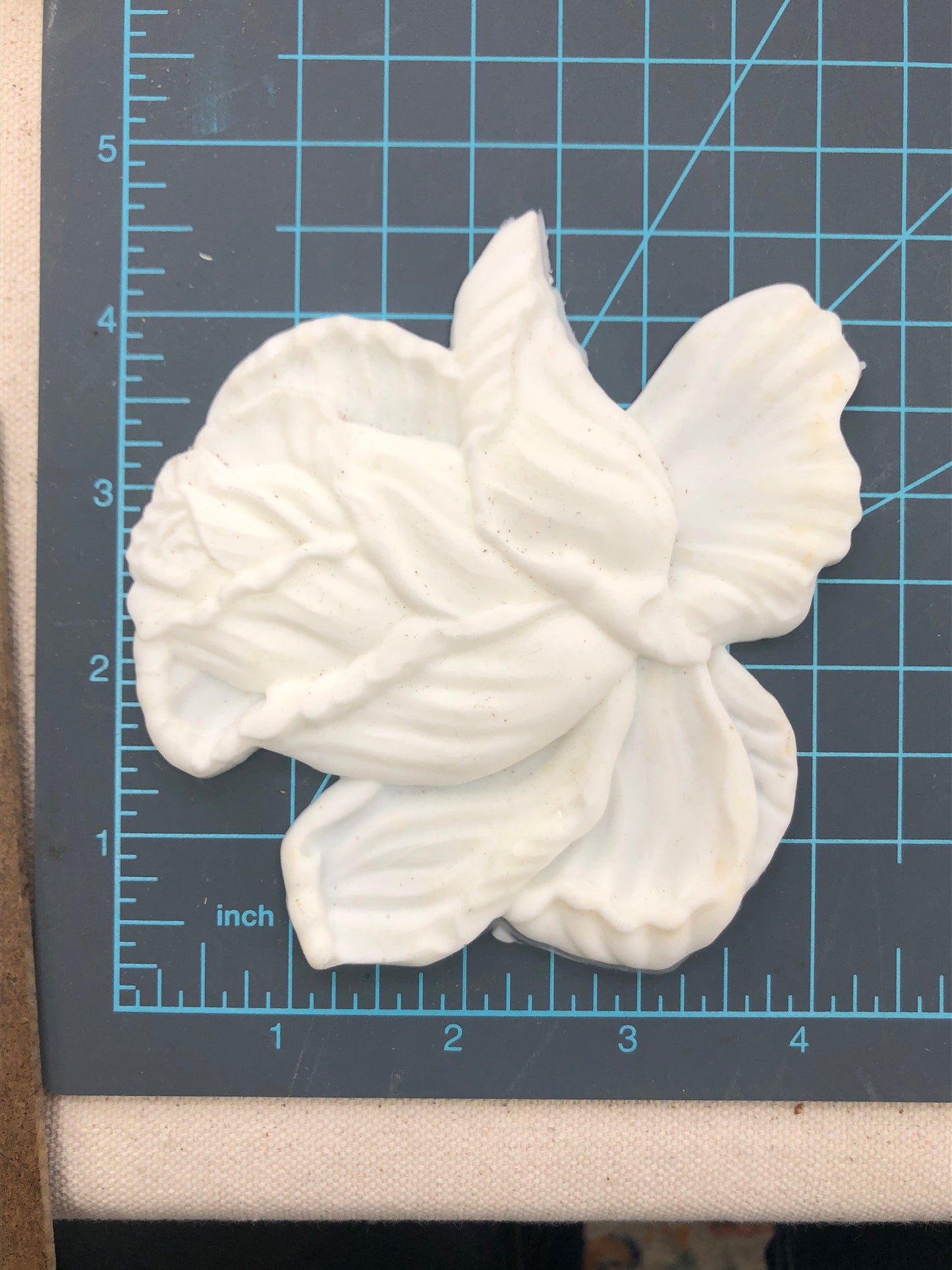 LOT of 9, Pre-Cast Mould, Resin, Flowers, Florals