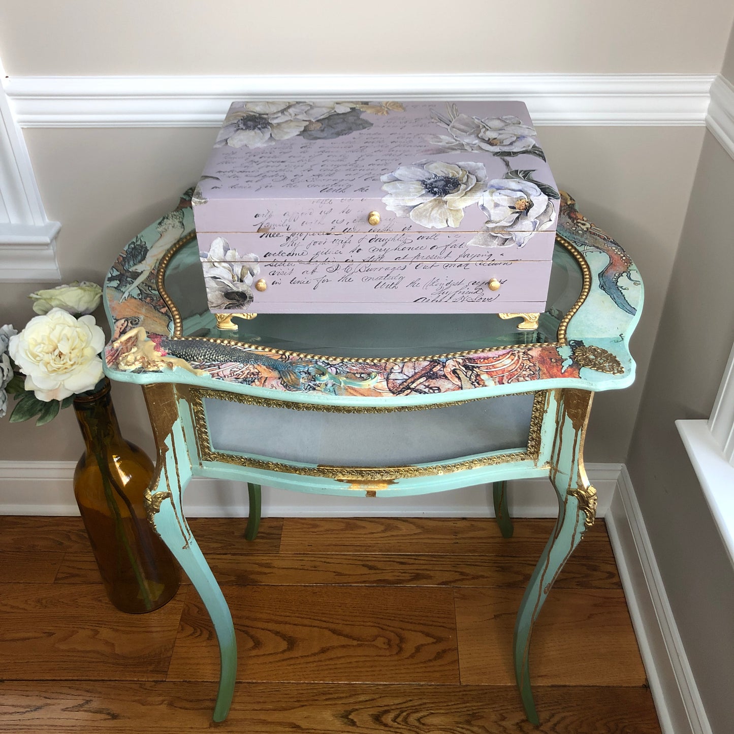 Romantic Dreams, Vintage Floral Jewelry Box