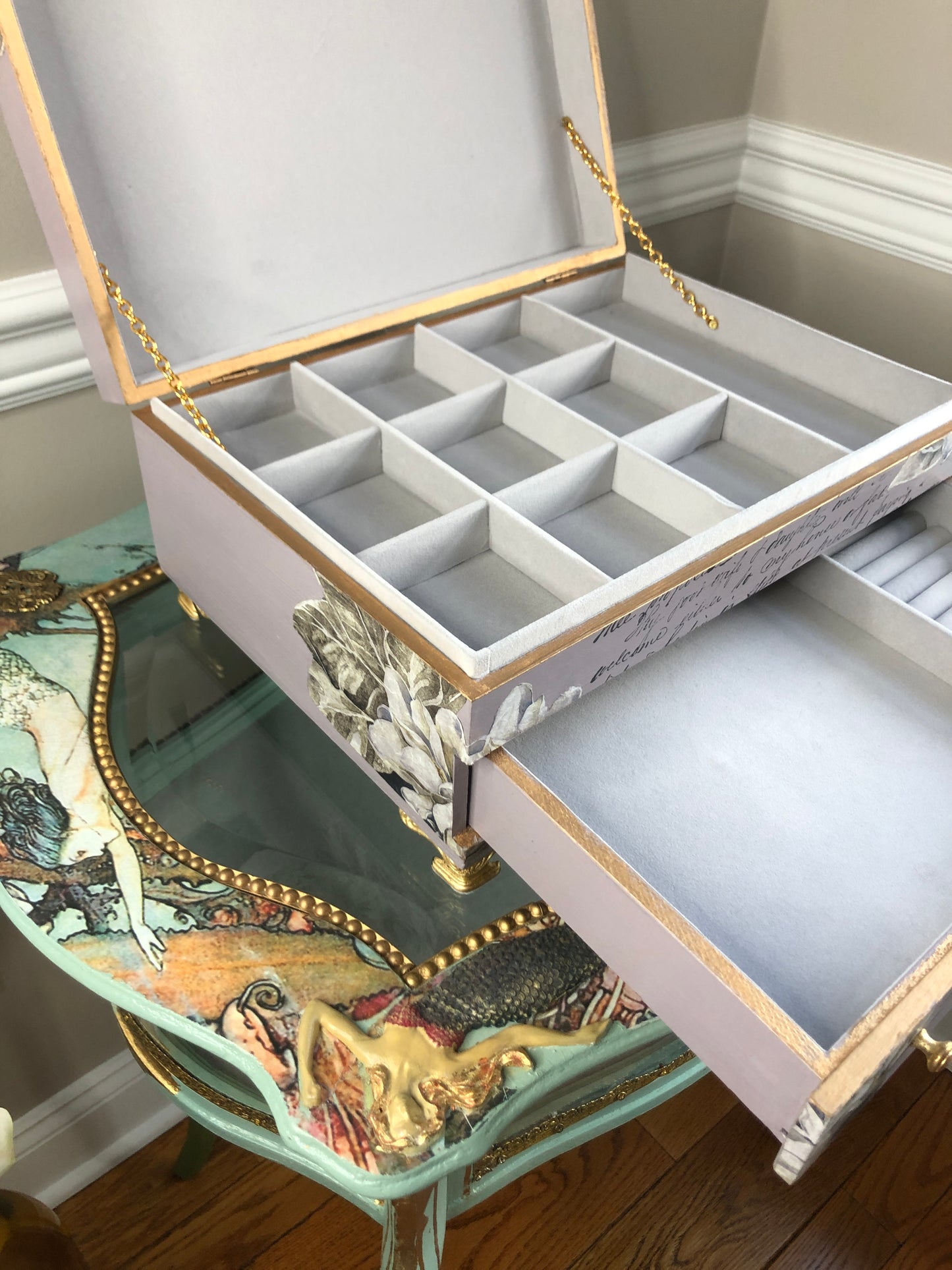 Romantic Dreams, Vintage Floral Jewelry Box