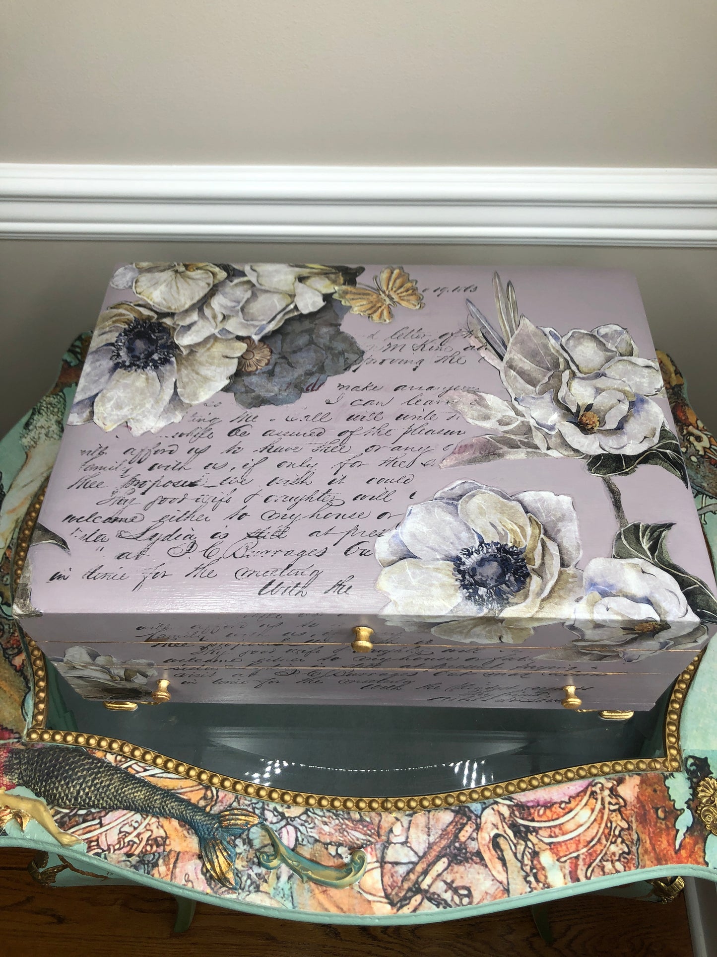 Romantic Dreams, Vintage Floral Jewelry Box