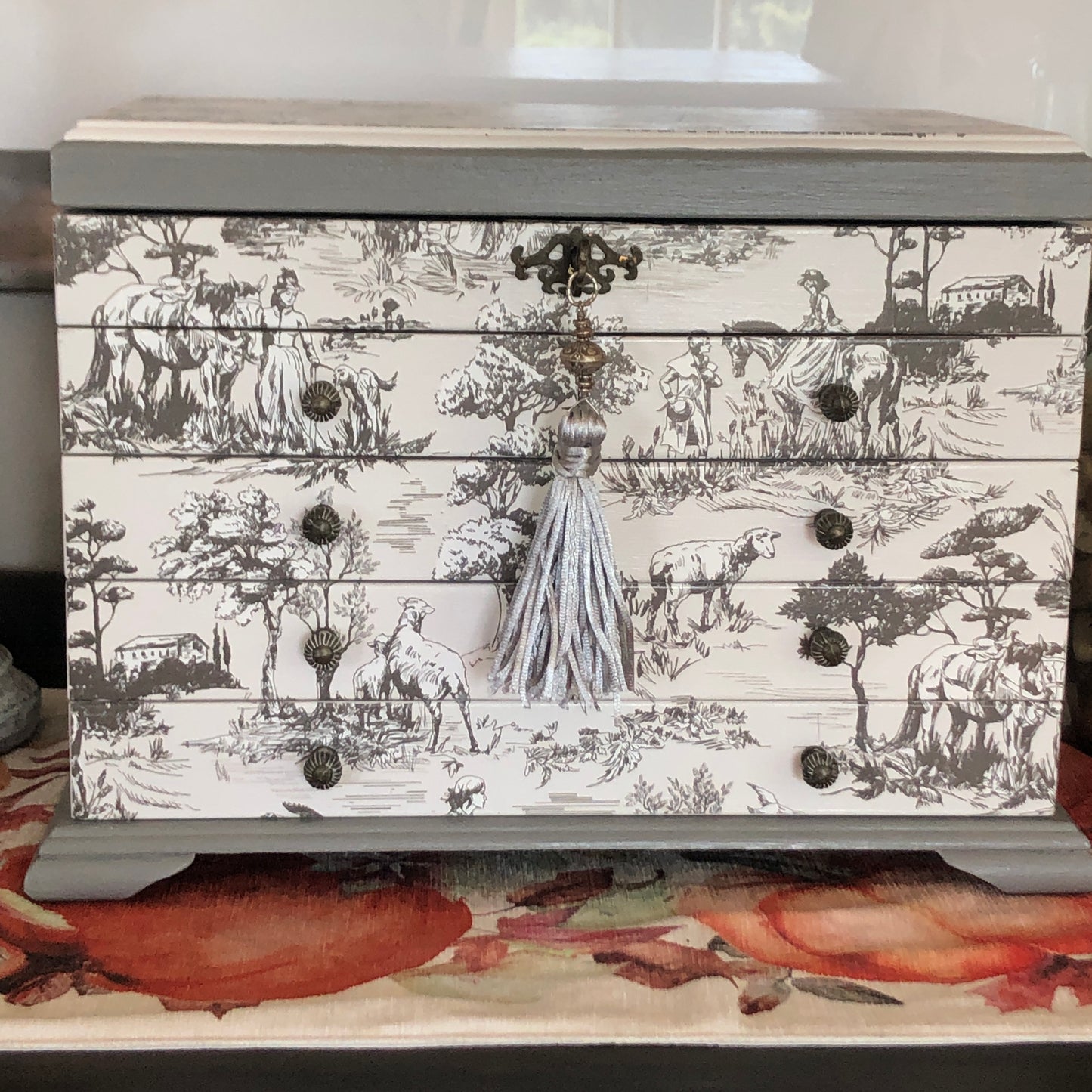 French Country Toile Jewelry Box, Thomas Museum Series, Table Top, Hand Painted, Gray and White, Vintage, European