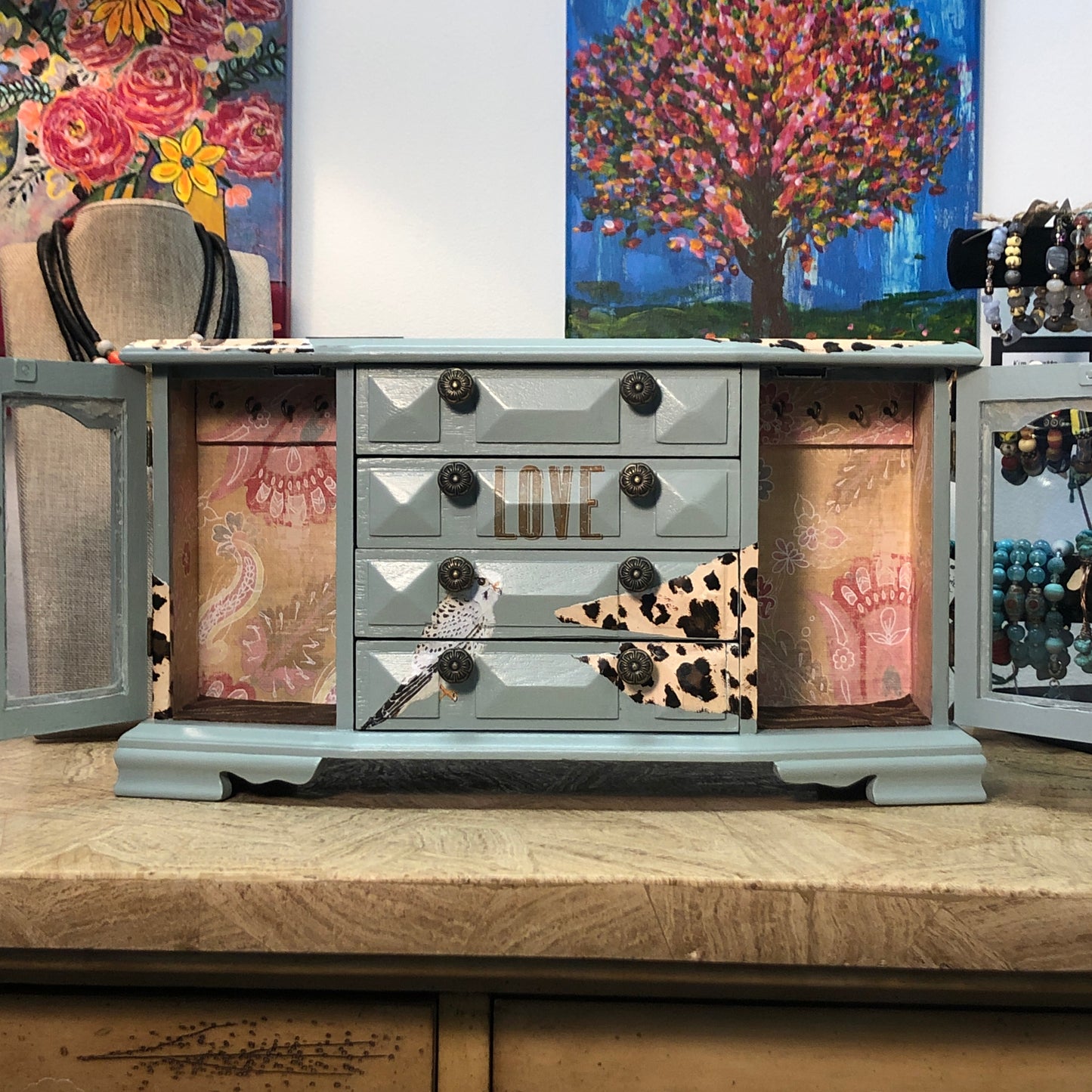 Meet Cowgirl, Table Top Jewelry Box