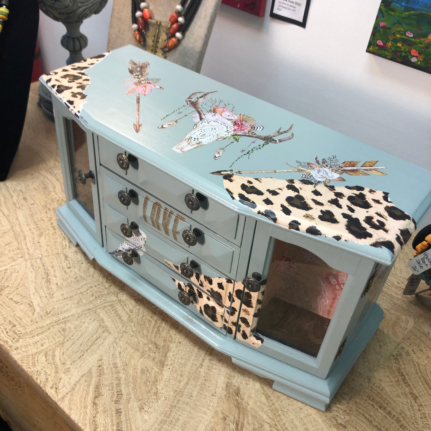 Meet Cowgirl, Table Top Jewelry Box