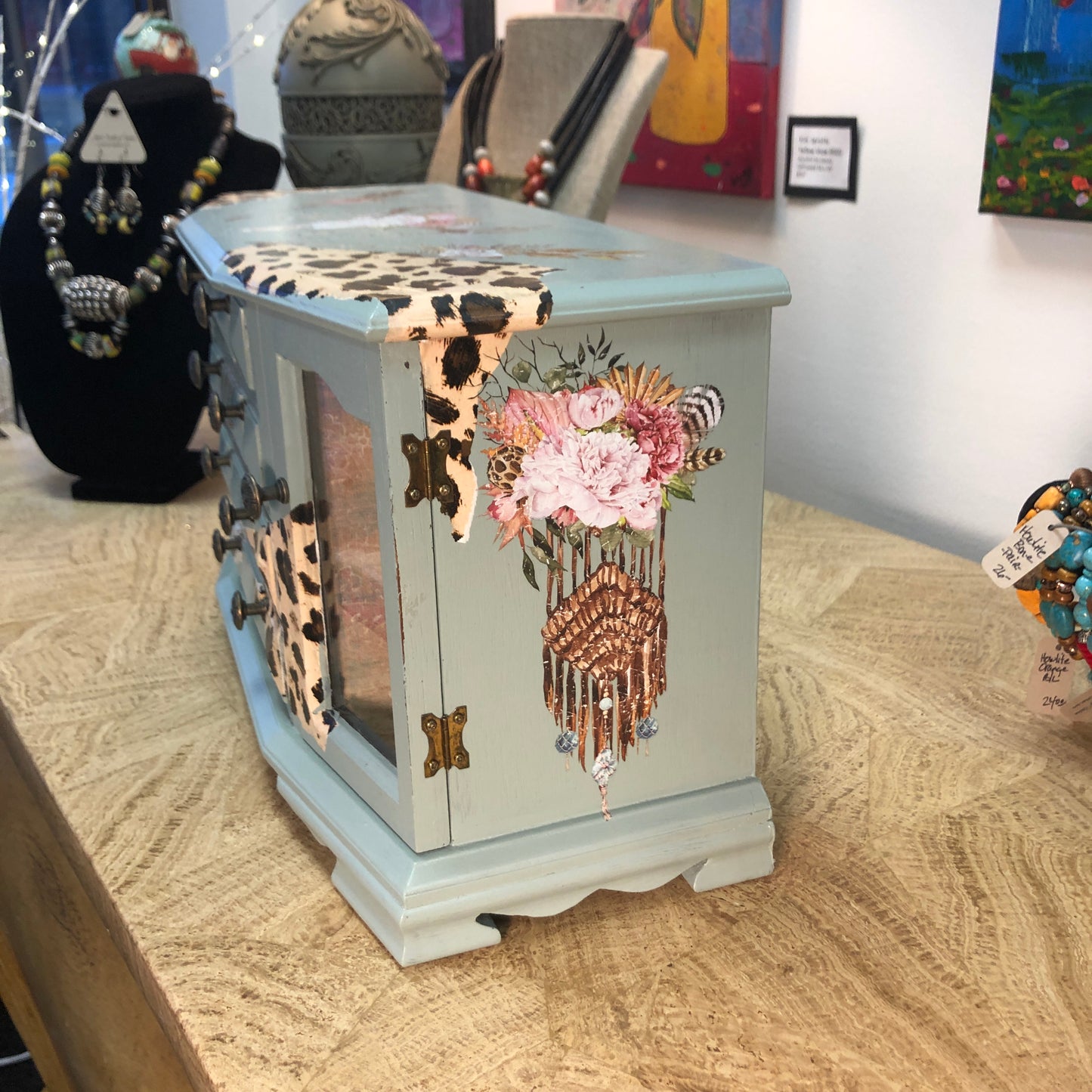 Meet Cowgirl, Table Top Jewelry Box