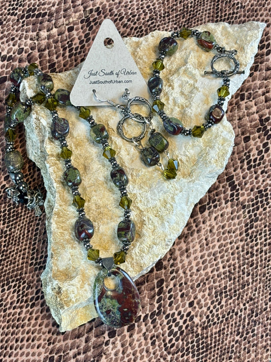 Green and Red Agate Stone Pendant Necklace, Earring and Bracelet Set