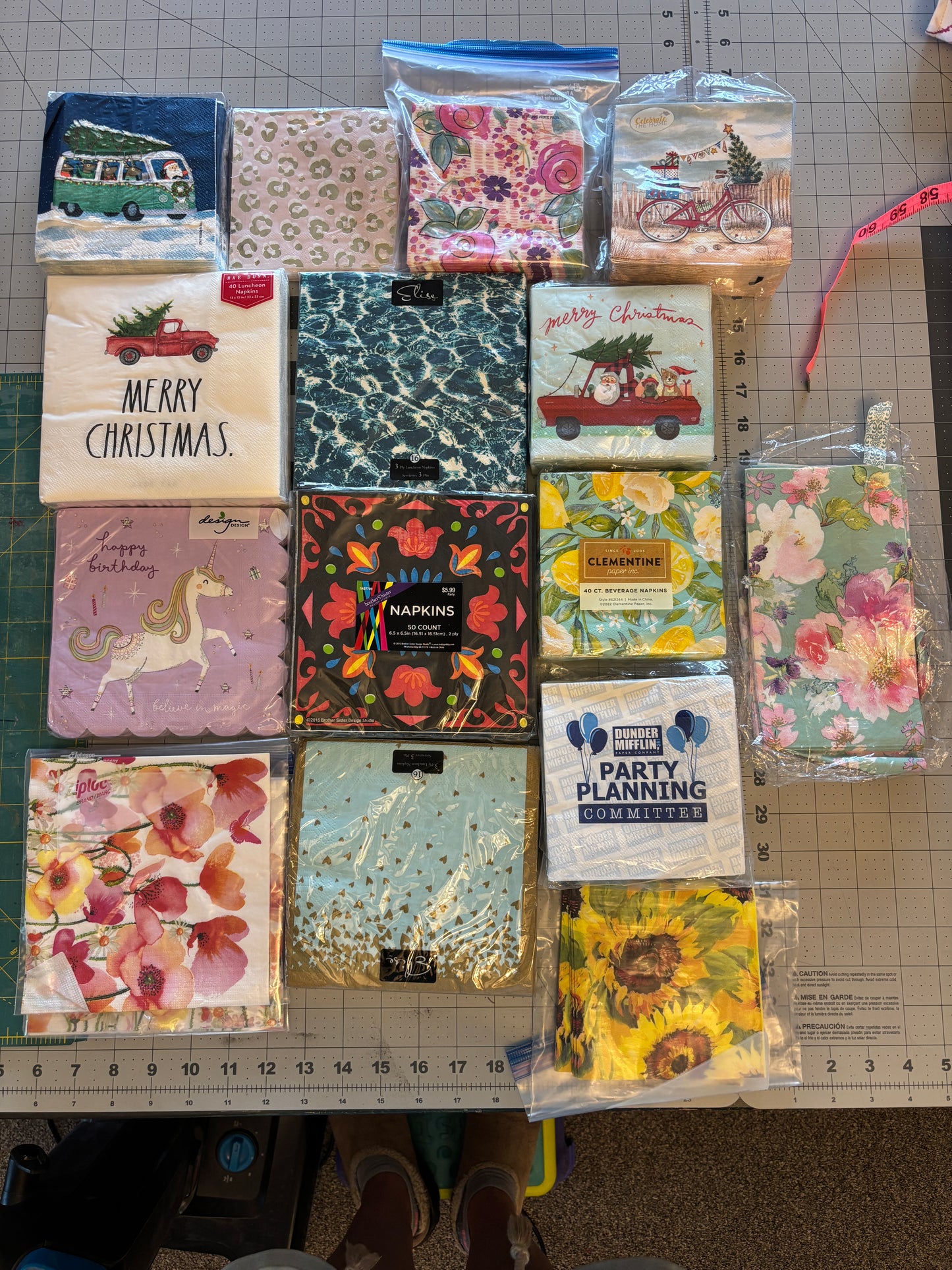 Lot of 29 Varieties of Napkins, Makers Decoupage Dream Set