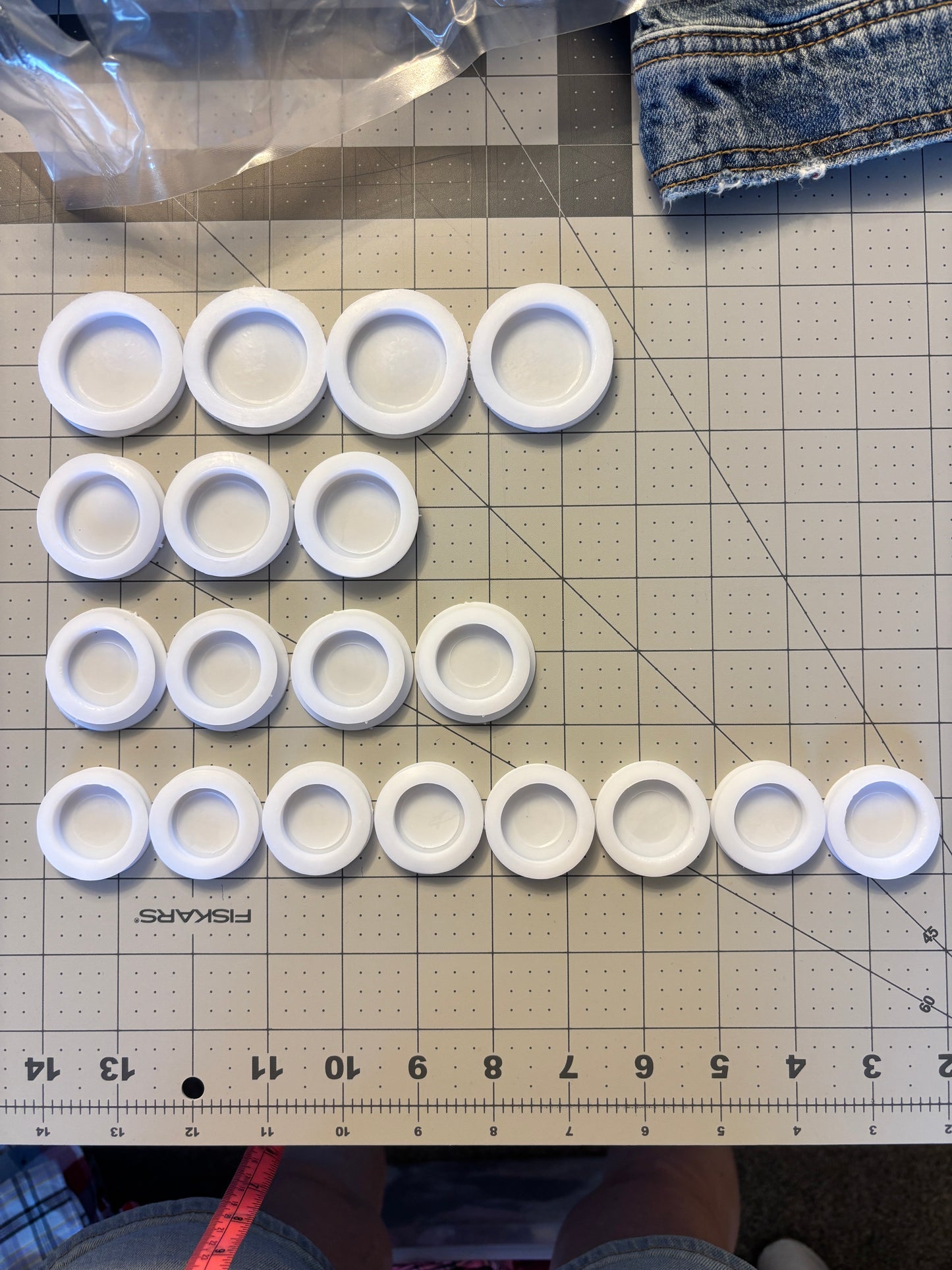 Rubber Piggy Back Stoppers Plugs 4 Sizes, 19 pieces