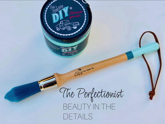 The Perfectionist / DIY Paint Brush